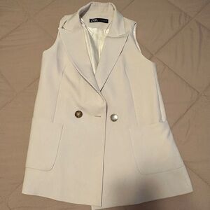 Zara Women's Elegant Cream Vest